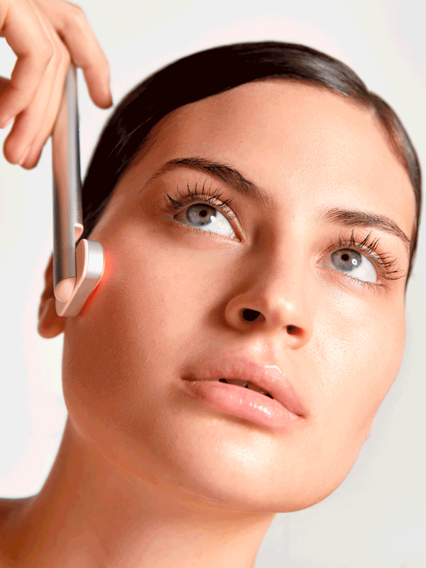 4-in-1 Red Light SkinCare Wand - Glowmi®