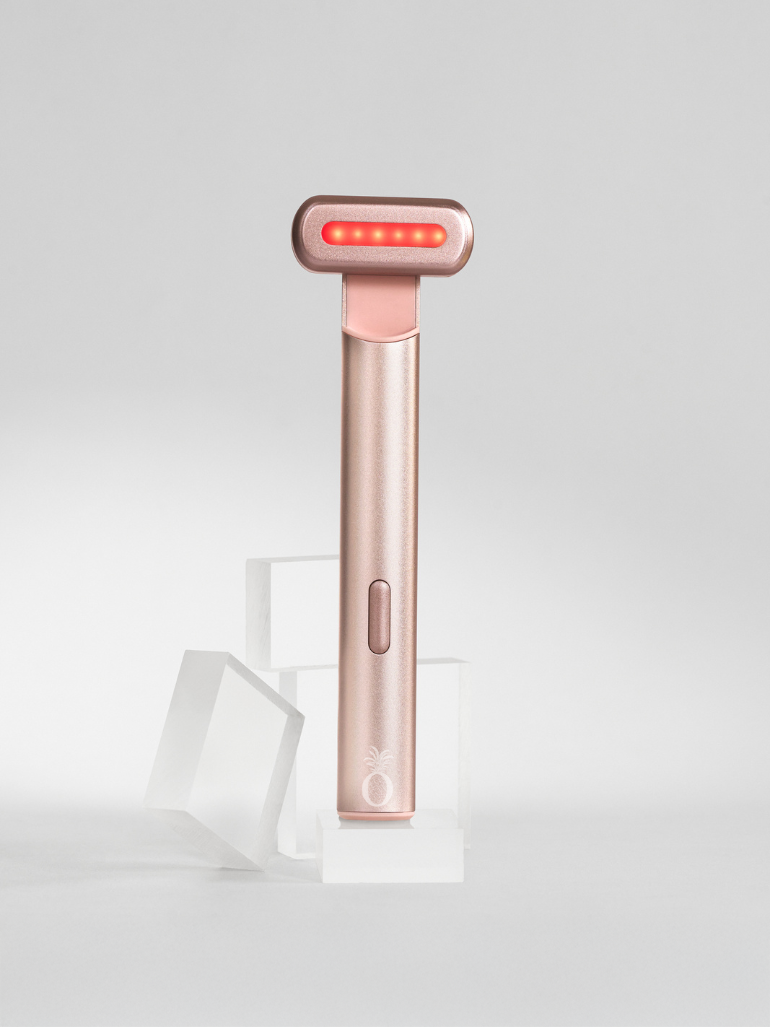 4-in-1 Red Light SkinCare Wand - Glowmi®